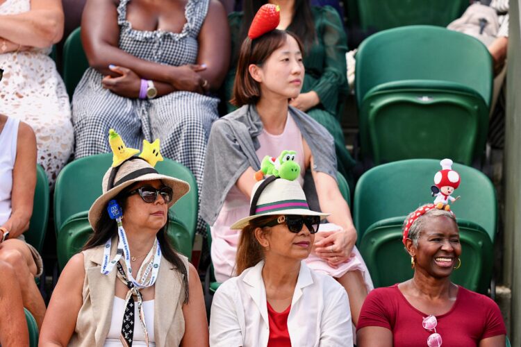 Patience a virtue for Wimbledon ticket seekers